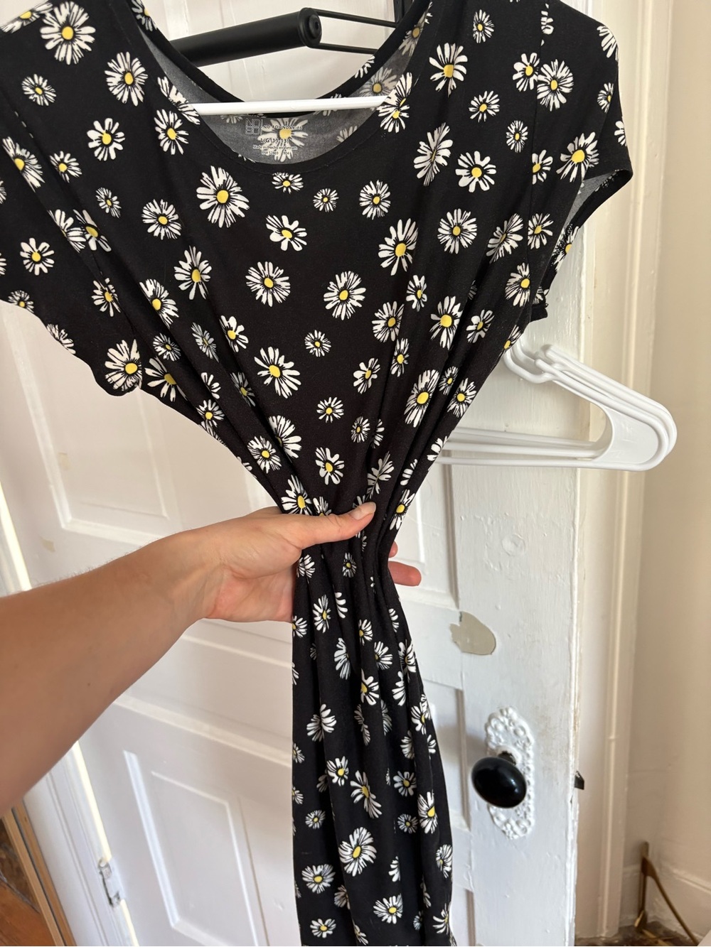 Black Daisy Print Women’s Dress